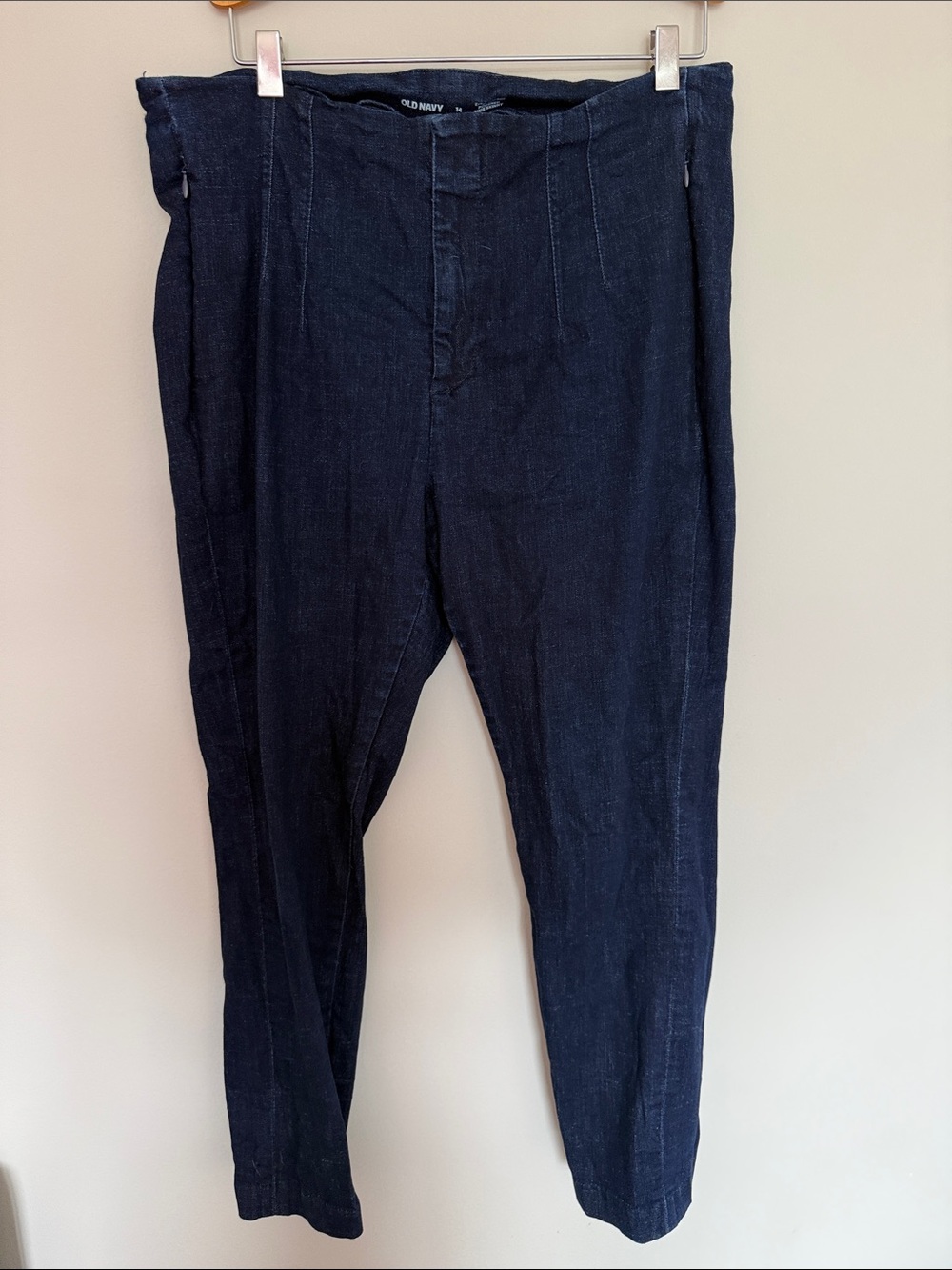 Old Navy Polished Pixie Skinny Pants in Dark Blue